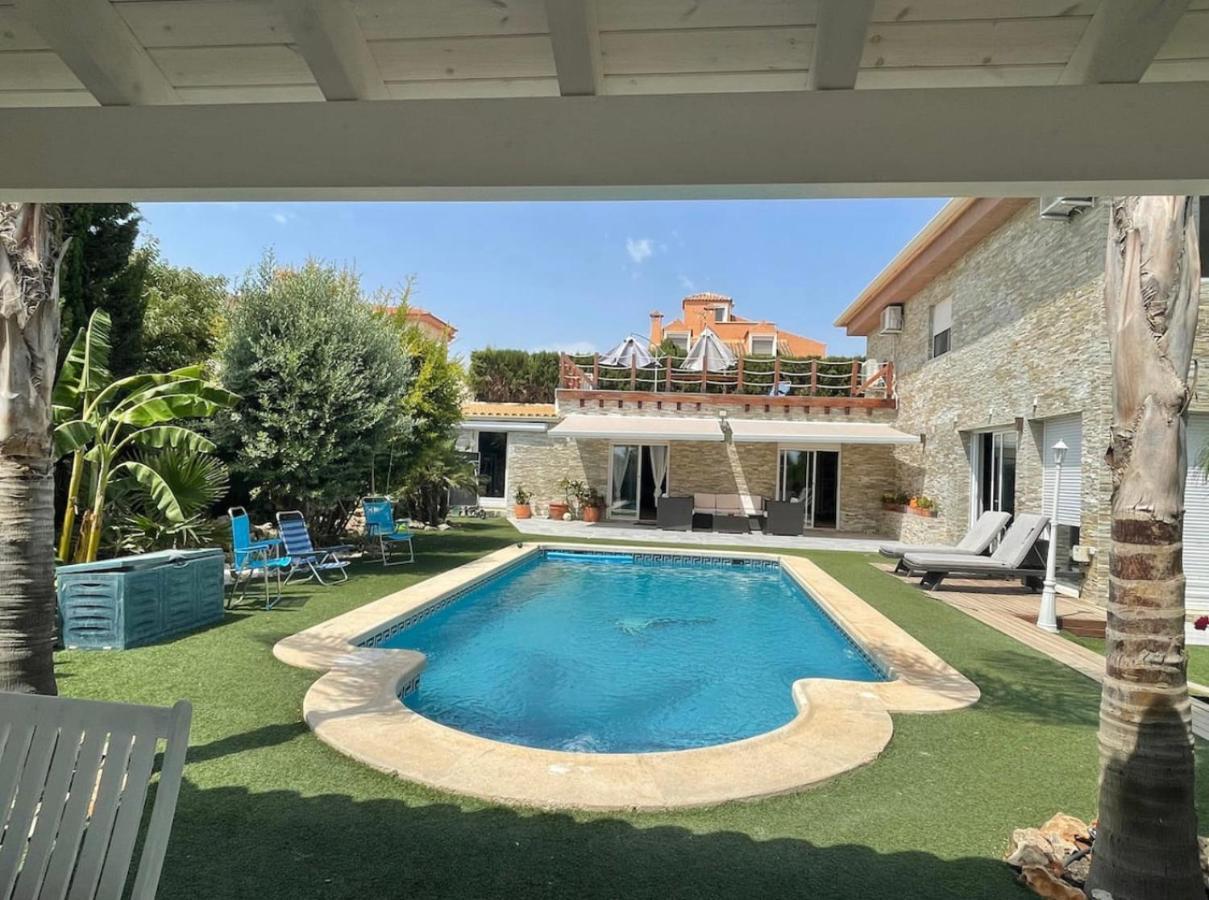 1 Habitacion Con Bano Privado Frente A La Piscina, Maximo Para 4 Personas, No Es La Casa Completa,1Cama Y 1 Sofa-Cama San Vicente Raspeig מראה חיצוני תמונה