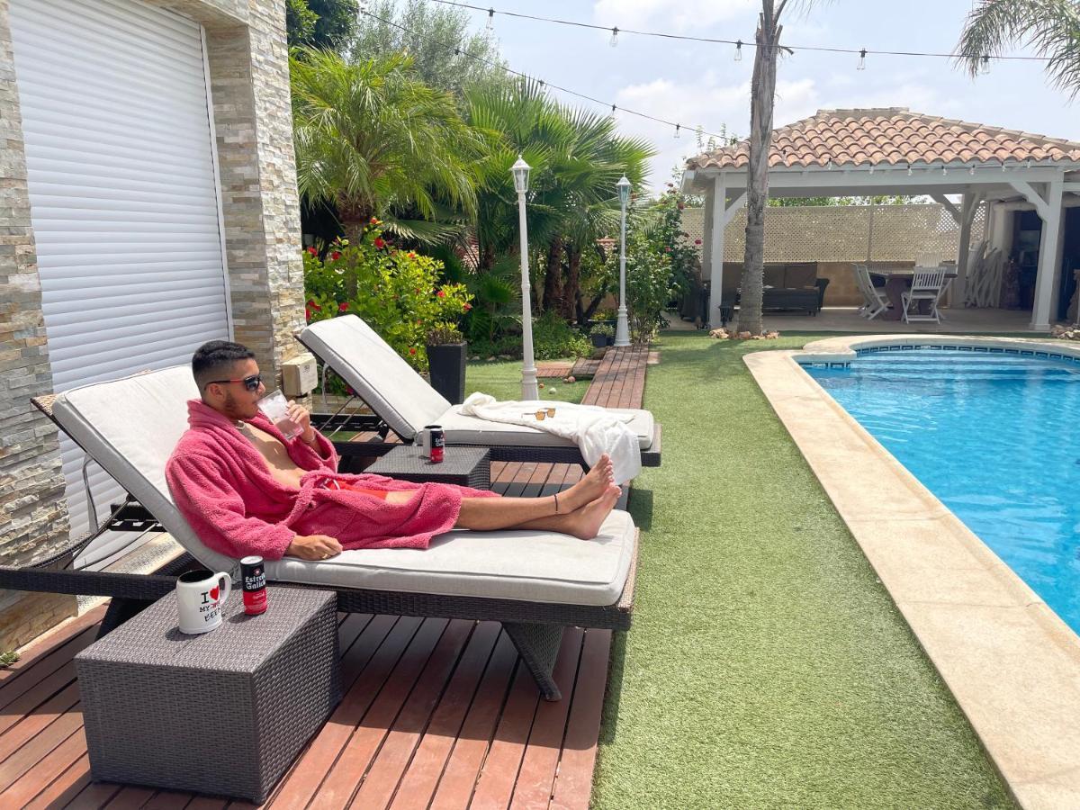 1 Habitacion Con Bano Privado Frente A La Piscina, Maximo Para 4 Personas, No Es La Casa Completa,1Cama Y 1 Sofa-Cama San Vicente Raspeig מראה חיצוני תמונה