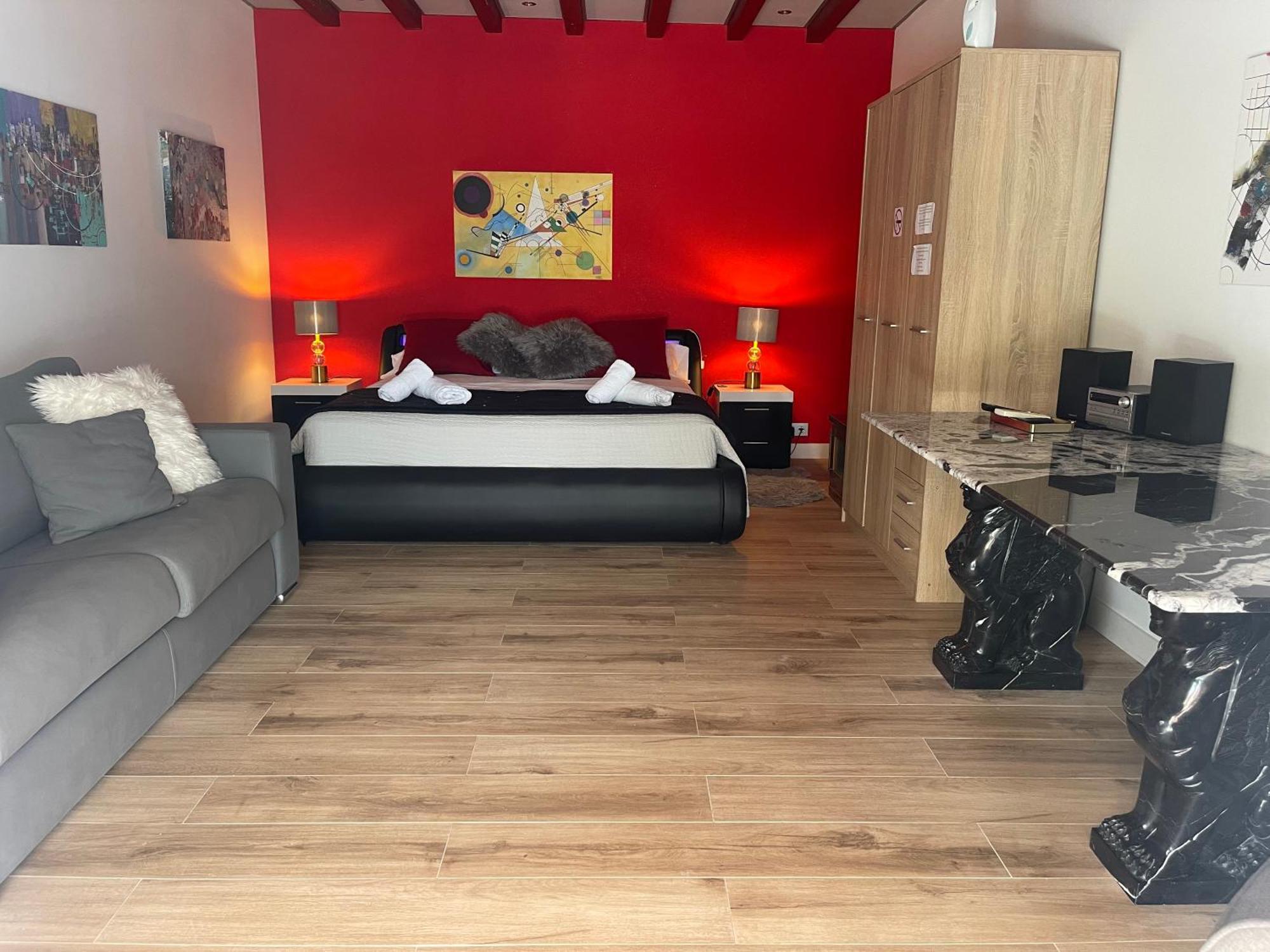 1 Habitacion Con Bano Privado Frente A La Piscina, Maximo Para 4 Personas, No Es La Casa Completa,1Cama Y 1 Sofa-Cama San Vicente Raspeig מראה חיצוני תמונה
